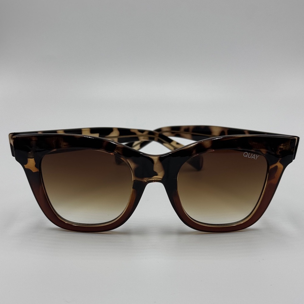 Quay After Hours Sunglasses Tortoise Brown - Picture 4 of 4